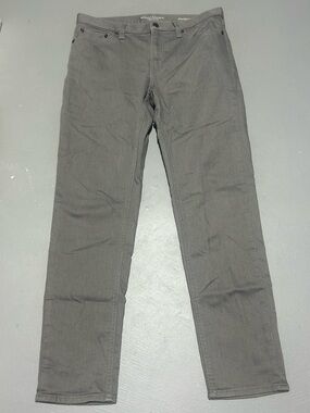 Banana Republic Traveler Athletic Tapered Fit Gray Pants (Men’s Size 30 x 30)